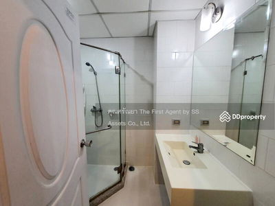 Supalai River Place Charoen Nakorn, Bangkok, Thailand Supalai River Place Charoen Nakorn, Bangkok, Thailand