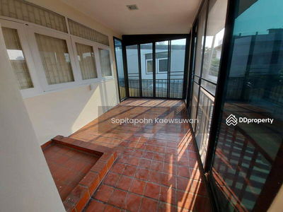 10120, Bangkok, Thailand 10120, Bangkok, Thailand