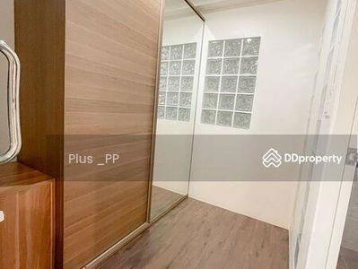 Saranjai Mansion, Bangkok, Thailand Saranjai Mansion, Bangkok, Thailand