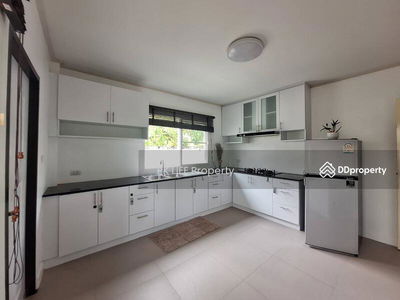 Logement dans Ban Ratsada, Thailand Logement dans Ban Ratsada, Thailand