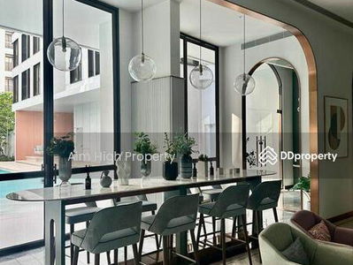 Chapter Thonglor 25, Bangkok, Thailand Chapter Thonglor 25, Bangkok, Thailand