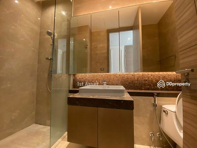 Magnolias Ratchadamri Boulevard, Bangkok, Thailand Magnolias Ratchadamri Boulevard, Bangkok, Thailand