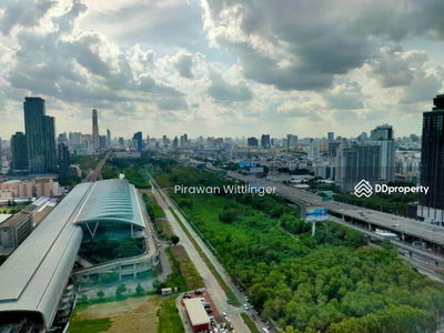 Life Asoke, Bangkok, Thailand Life Asoke, Bangkok, Thailand