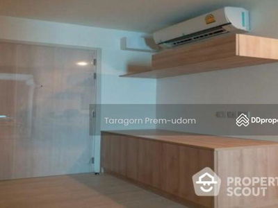 Life Asoke, Bangkok, Thailand Life Asoke, Bangkok, Thailand