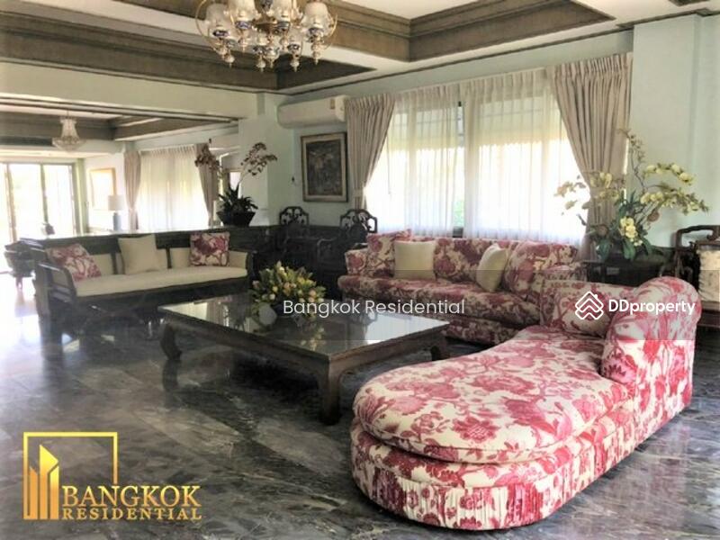 Townhouse in Compound, Bangkok