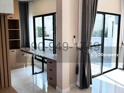 Manthana Onnut–Wongwaen 4, Bangkok, Thailand Manthana Onnut–Wongwaen 4, Bangkok, Thailand