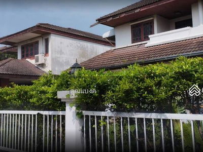 Gehäuse In Phasi Charoen, Thailand Gehäuse In Phasi Charoen, Thailand