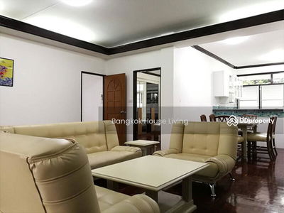 Aree Mansion, Bangkok, Thailand Aree Mansion, Bangkok, Thailand