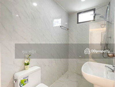 Housing in Chiang Mai, Thailand Housing in Chiang Mai, Thailand