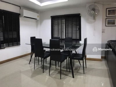 Minimal Detached House in Sukhumvit50 BTS Onnut(GH-850), Bangkok, Thailand Minimal Detached House in Sukhumvit50 BTS Onnut(GH-850), Bangkok, Thailand