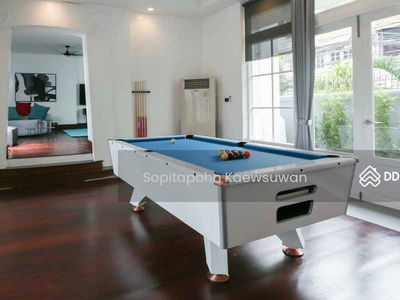 10110, Bangkok, Thailand 10110, Bangkok, Thailand