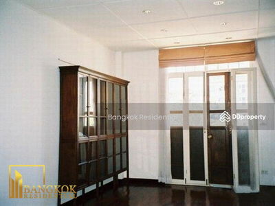 4 Bedroom House in Sukhumvit 71, Bangkok, Thailand 4 Bedroom House in Sukhumvit 71, Bangkok, Thailand