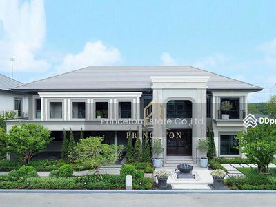 Grand Bangkok Boulevard Krungthepkritha, Bangkok, Thailand Grand Bangkok Boulevard Krungthepkritha, Bangkok, Thailand