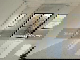 Lat, Bangkok, Thailand Lat, Bangkok, Thailand