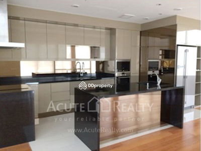 Bright Sukhumvit 24, Bangkok, Thailand Bright Sukhumvit 24, Bangkok, Thailand