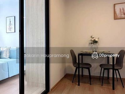 Chewathai Pinklao, Bangkok, Thailand Chewathai Pinklao, Bangkok, Thailand