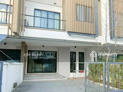 Townhome for rent Palm Hill Tiger Zoo, Sriracha, Chon Buri, Thailand Townhome for rent Palm Hill Tiger Zoo, Sriracha, Chon Buri, Thailand
