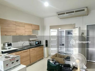 Townhome for rent Palm Hill Tiger Zoo, Sriracha, Chon Buri, Thailand Townhome for rent Palm Hill Tiger Zoo, Sriracha, Chon Buri, Thailand