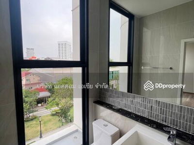 3 Bedrooms Townhouse for rent and sale in Sathorn, Bangkok 34102, Bangkok, Thailand 3 Bedrooms Townhouse for rent and sale in Sathorn, Bangkok 34102, Bangkok, Thailand