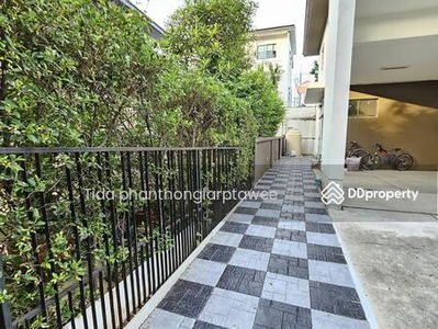 Manthana Onnut–Wongwaen 4, Bangkok, Thailand Manthana Onnut–Wongwaen 4, Bangkok, Thailand