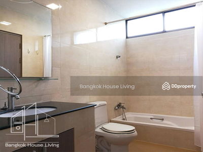 Mitr Mansion, Bangkok, Thailand Mitr Mansion, Bangkok, Thailand