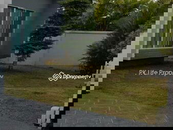 Housing in Kathu, Thailand Housing in Kathu, Thailand