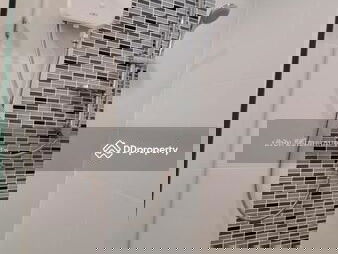 Metro Sky Prachachuen, Bangkok, Thailand Metro Sky Prachachuen, Bangkok, Thailand