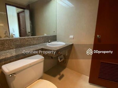 River Heaven Chareonkrung, Bangkok, Thailand River Heaven Chareonkrung, Bangkok, Thailand