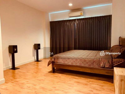 Life Bangkok Boulevard Ratchaphruek – charan, Bangkok, Thailand Life Bangkok Boulevard Ratchaphruek – charan, Bangkok, Thailand