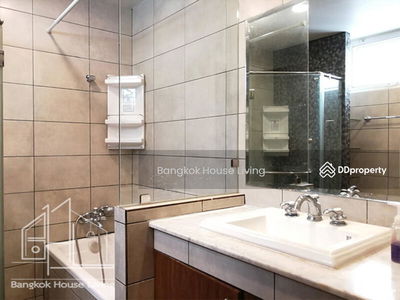 Grand Ville House 1(Sukhumvit 24) condominium, Bangkok, Thailand Grand Ville House 1(Sukhumvit 24) condominium, Bangkok, Thailand