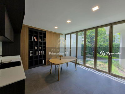 VIVE Rama 9, Bangkok, Thailand VIVE Rama 9, Bangkok, Thailand