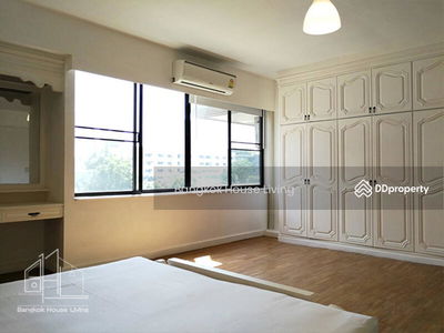 Arcadia Tower, Bangkok, Thailand Arcadia Tower, Bangkok, Thailand