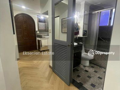 Prasanmitr Condominium, Bangkok, Thailand Prasanmitr Condominium, Bangkok, Thailand