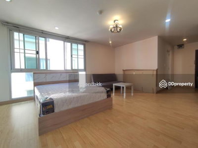 Sunshine Condominium, Bangkok, Thailand Sunshine Condominium, Bangkok, Thailand