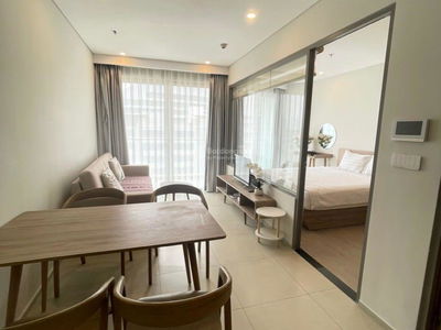 The Song, Vietnam The Song, Vietnam