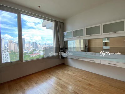 The Empire Place, Bangkok, Thailand The Empire Place, Bangkok, Thailand