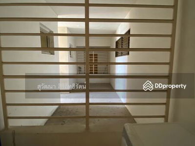 The Empire Place, Bangkok, Thailand The Empire Place, Bangkok, Thailand