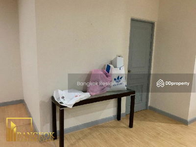 The Waterford Diamond Tower Sukhumvit, Bangkok, Thailand The Waterford Diamond Tower Sukhumvit, Bangkok, Thailand