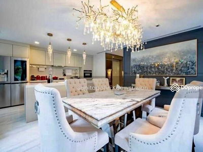 Quarter 31, Bangkok, Thailand Quarter 31, Bangkok, Thailand