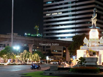 Bavana Surawong, next to BTS Saladaeng, Chula Hospital, MRT Silom, Bangkok, Thailand Bavana Surawong, next to BTS Saladaeng, Chula Hospital, MRT Silom, Bangkok, Thailand