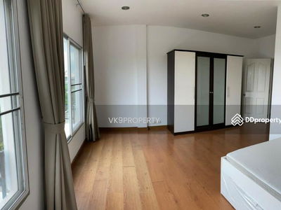 House in the middle of Swisstown Soi Prasertmanukit 25, Bangkok, Thailand House in the middle of Swisstown Soi Prasertmanukit 25, Bangkok, Thailand