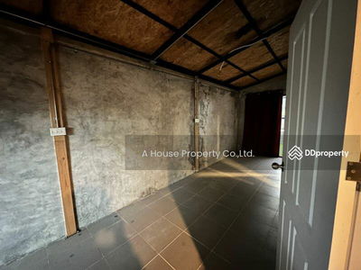 Magnoly Village, Sriracha, Chonburi, Chon Buri, Thailand Magnoly Village, Sriracha, Chonburi, Chon Buri, Thailand