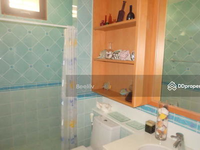 Single Family Home 4 Bedrooms Kathu Lake View, Phuket, Thailand Single Family Home 4 Bedrooms Kathu Lake View, Phuket, Thailand