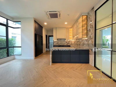 Nantawan Rama 9 New Krungthepkreetha, Bangkok, Thailand Nantawan Rama 9 New Krungthepkreetha, Bangkok, Thailand