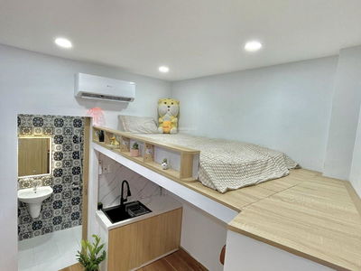 Hoang Hoa Tham Street, Vietnam Hoang Hoa Tham Street, Vietnam