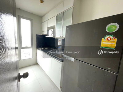 Thru Thonglor, Bangkok, Thailand Thru Thonglor, Bangkok, Thailand