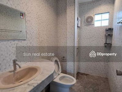 Maneerin Rattanathibet, Nonthaburi, Thailand Maneerin Rattanathibet, Nonthaburi, Thailand