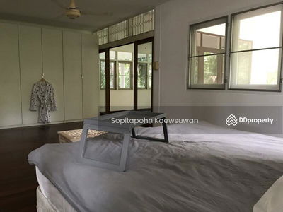 10310, Bangkok, Thailand 10310, Bangkok, Thailand