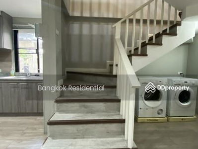 House in Compound, Bangkok, Thailand House in Compound, Bangkok, Thailand