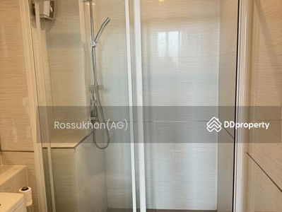 The Metropolis Samrong Interchange, Samut Prakan, Thailand The Metropolis Samrong Interchange, Samut Prakan, Thailand